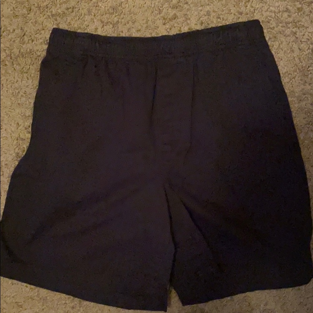 Basic edition shorts Large